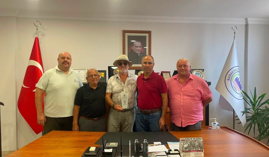 Babaeski TSO’dan Bederli’ye Plaket
