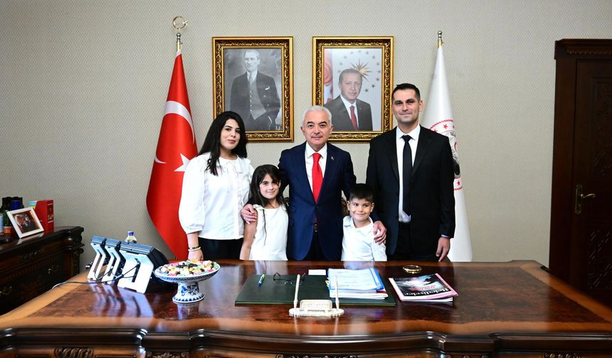 Vali Turan, Erol Ailesini Makamında Ağırladı