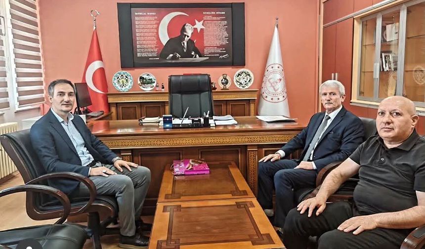 Pınarhisar Müftüsü Özkan’dan Milli Eğitim Müdürü Ergin’e Ziyaret