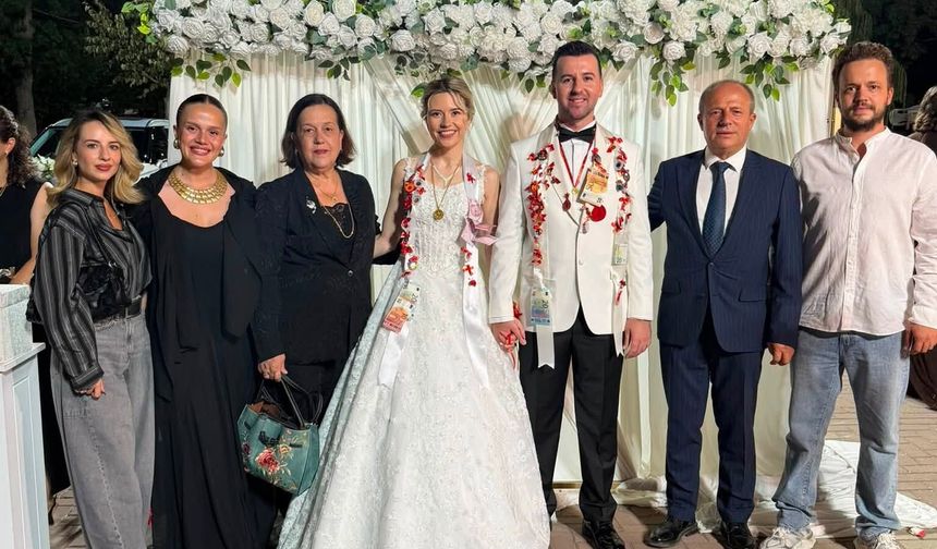 Başkan Çamlıca, Sevde ve Kerem’in Düğününe Katıldı
