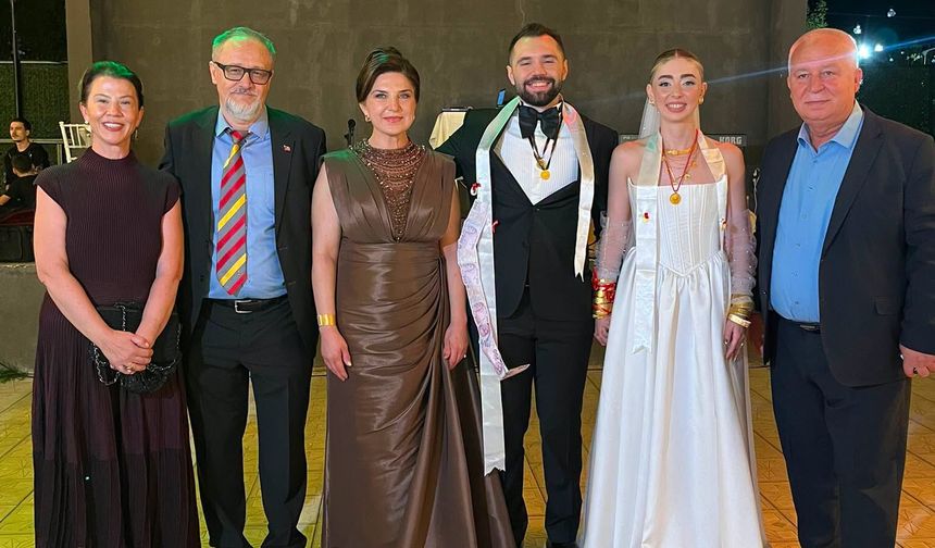 Milletvekili Özkan, İrem ve Göktuğ’un Düğününe Katıldı
