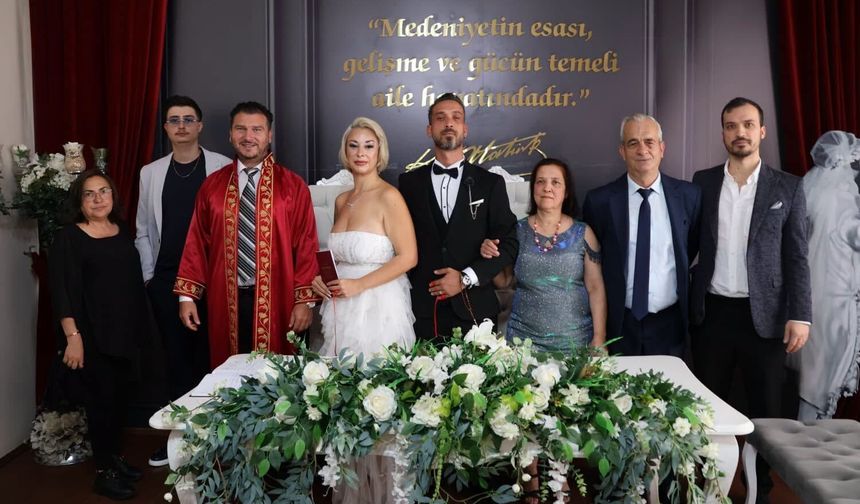 Başkan Yayla, Hacer ve Ali Can Çiftinin Nikâhını Kıydı