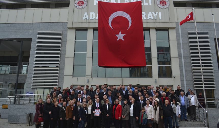 Bora Terzi Mazbatasını Aldı