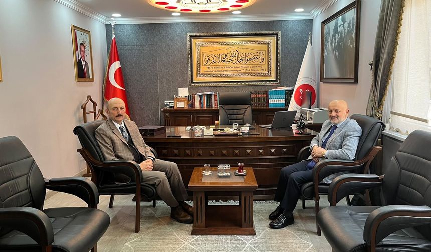 Müdür Altınöz’den İl Müftüsü Işıldar’a Hayırlı Olsun Ziyareti