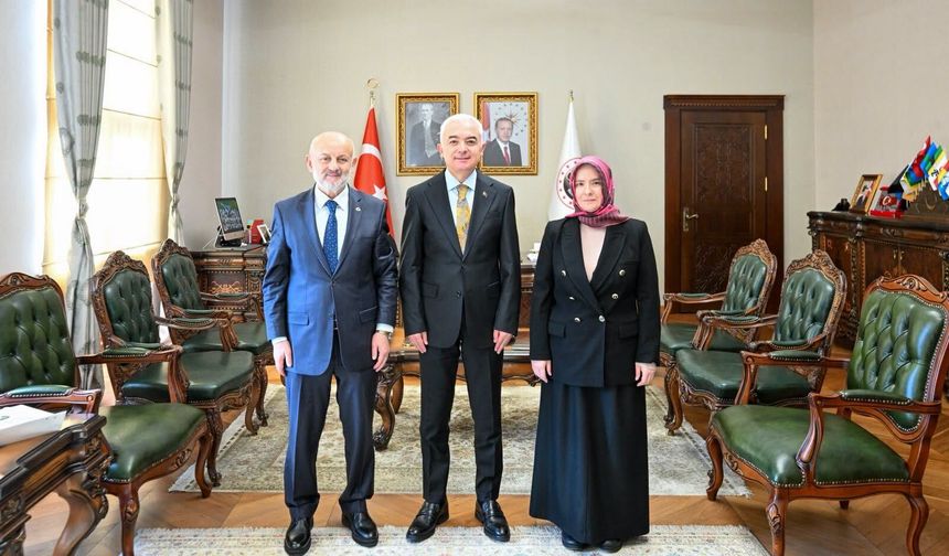Vali Turan’a Camiler ve Din Görevlileri Haftası Ziyareti