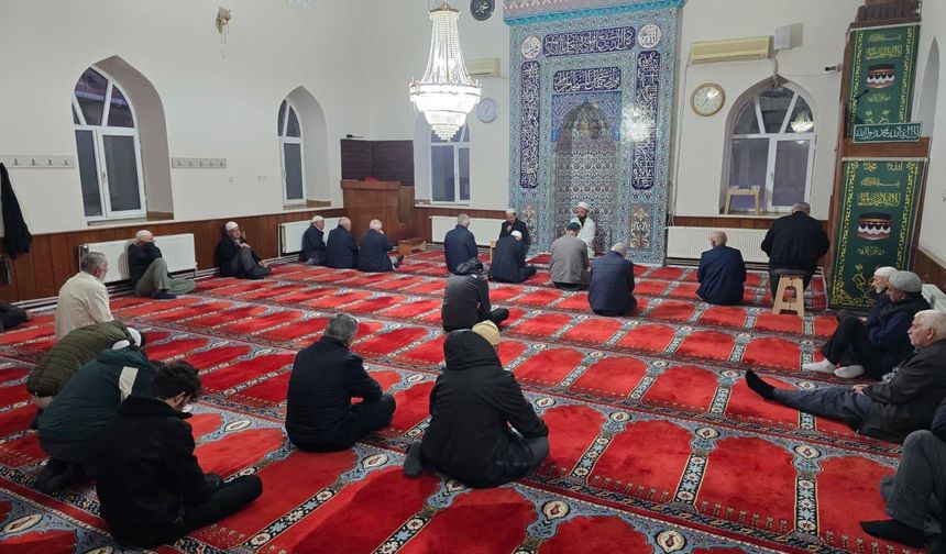 Sabah Namazı Buluşması Kurtuluş Camii’nde Gerçekleştirildi