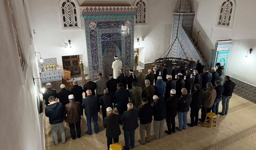 Kaymakam Özderin, Sabah Namazı Buluşmasına Katıldı