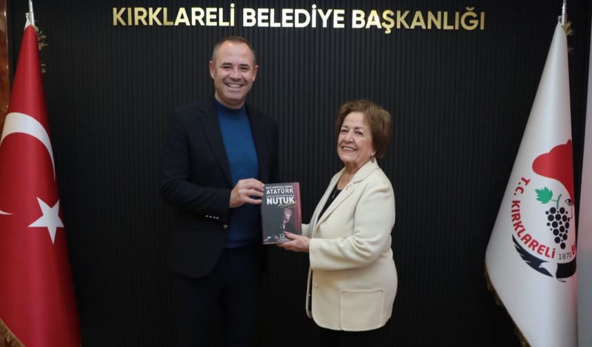 Başkan Bulut, Öğretmeni Sebahat Cüneydi’yi Ağırladı