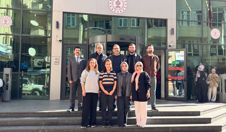 Kütüphane Hizmetleri Daire Başkanı Çetin Şişman’dan Kırklareli İl Halk Kütüphanesine Ziyaret