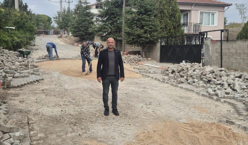 Kavaklı’da Kilit Parke Taşı ve Çevre Düzenleme Çalışmaları Sürüyor