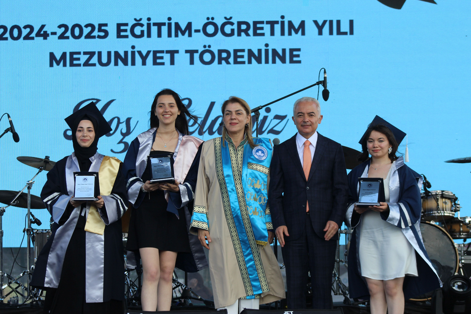 B8Abf7E5 5Ab1 461C 82B4 A352E7B86D7A