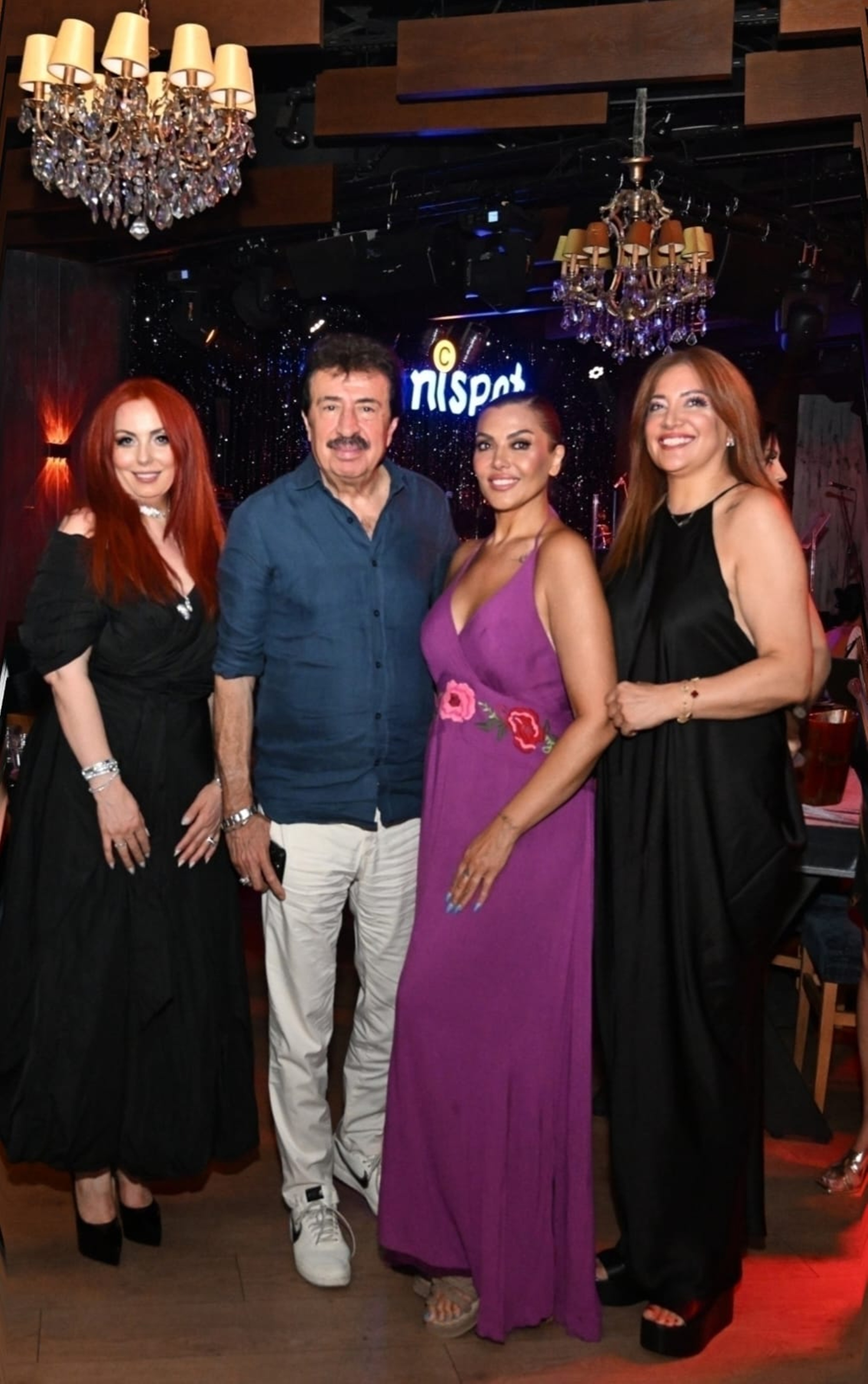 Selma Oruç Ahmet Selçuk İlkan Esra Özmen Aslı Şener