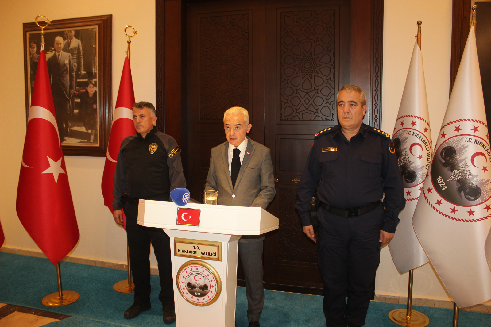 2D16434B 3949 471A Ac16 E9D2660367C5