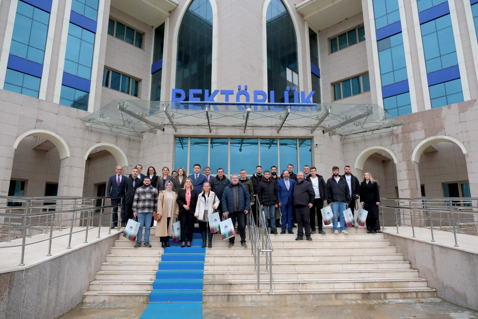 83898591 35F8 464D 89F8 1Aece25B43Ed