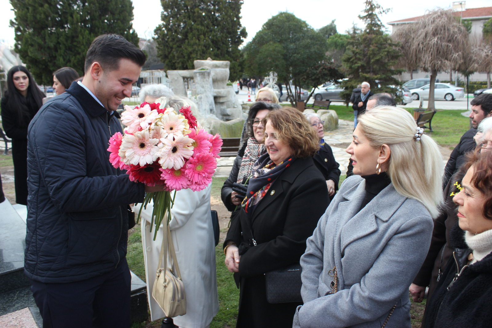 35F2357C 30A9 4C9E A02B E12462Cb25Ab-1