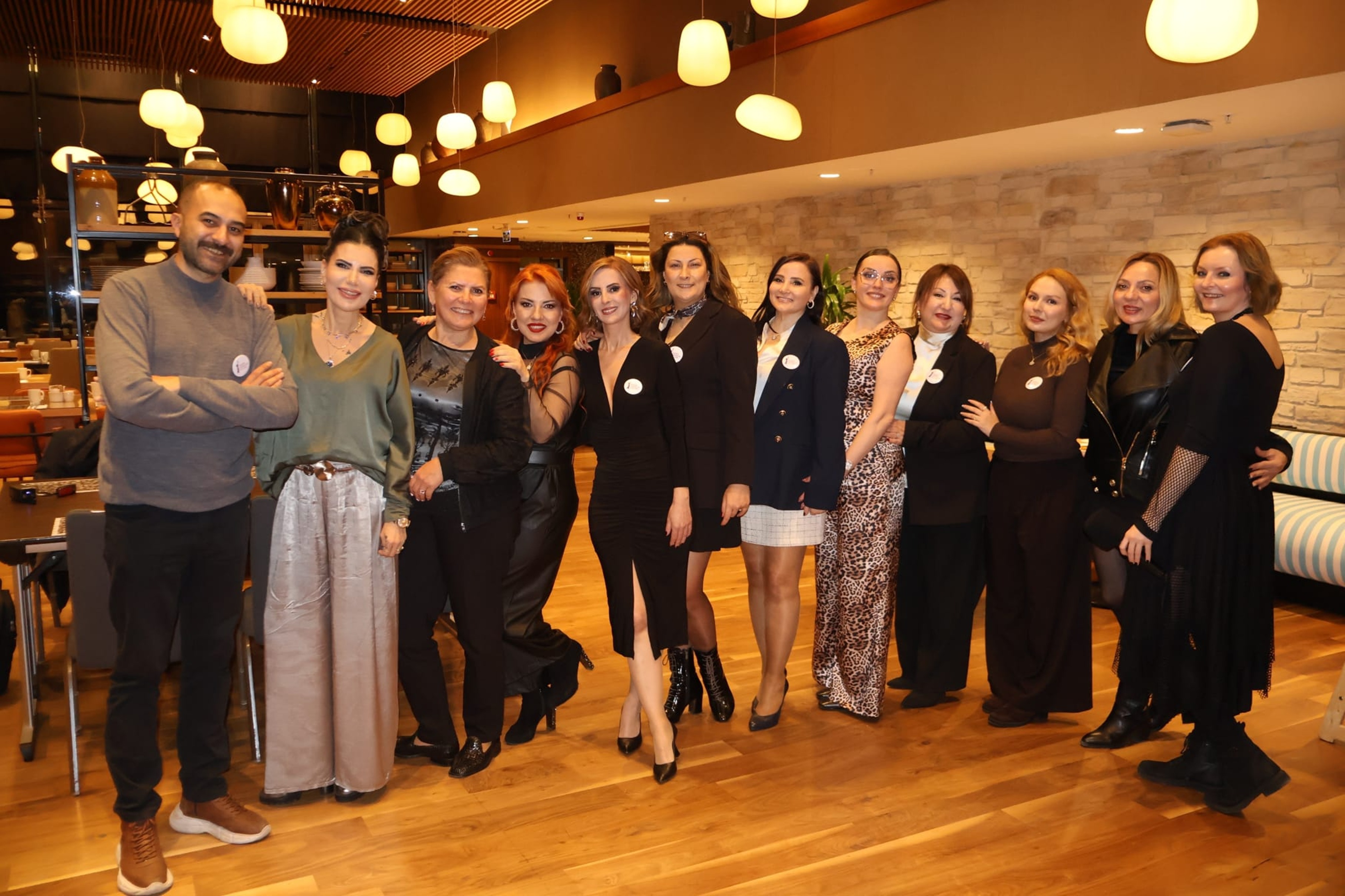 Kadın Liderler Kulübü Üyeleri