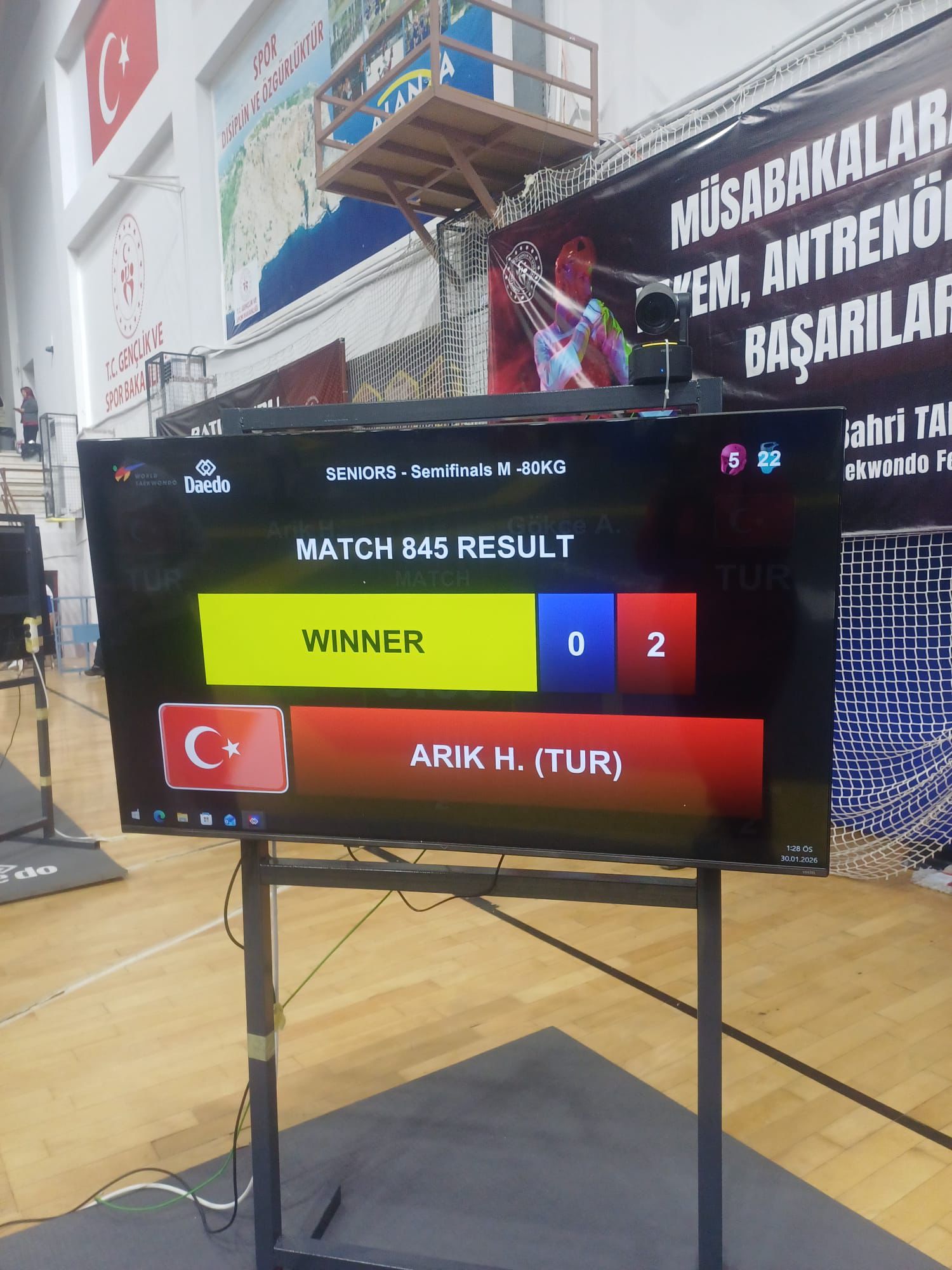 4B75B993 D7B6 4Bd1 B688 7370Eb2Dade3