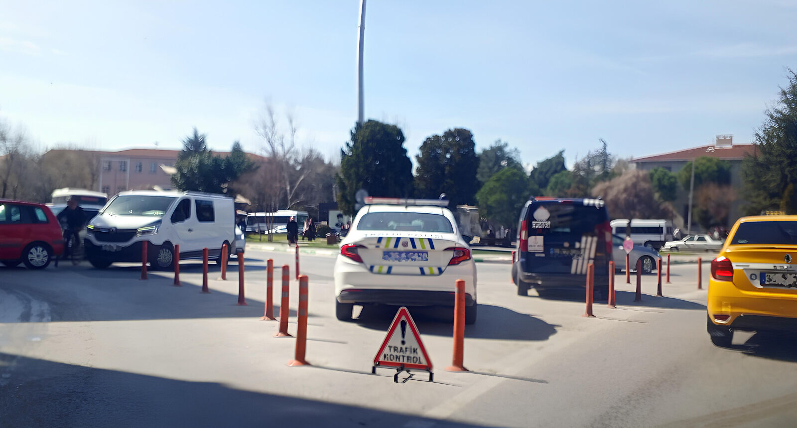 3B428295 1615 4D64 9B1B F3Cbc1868054