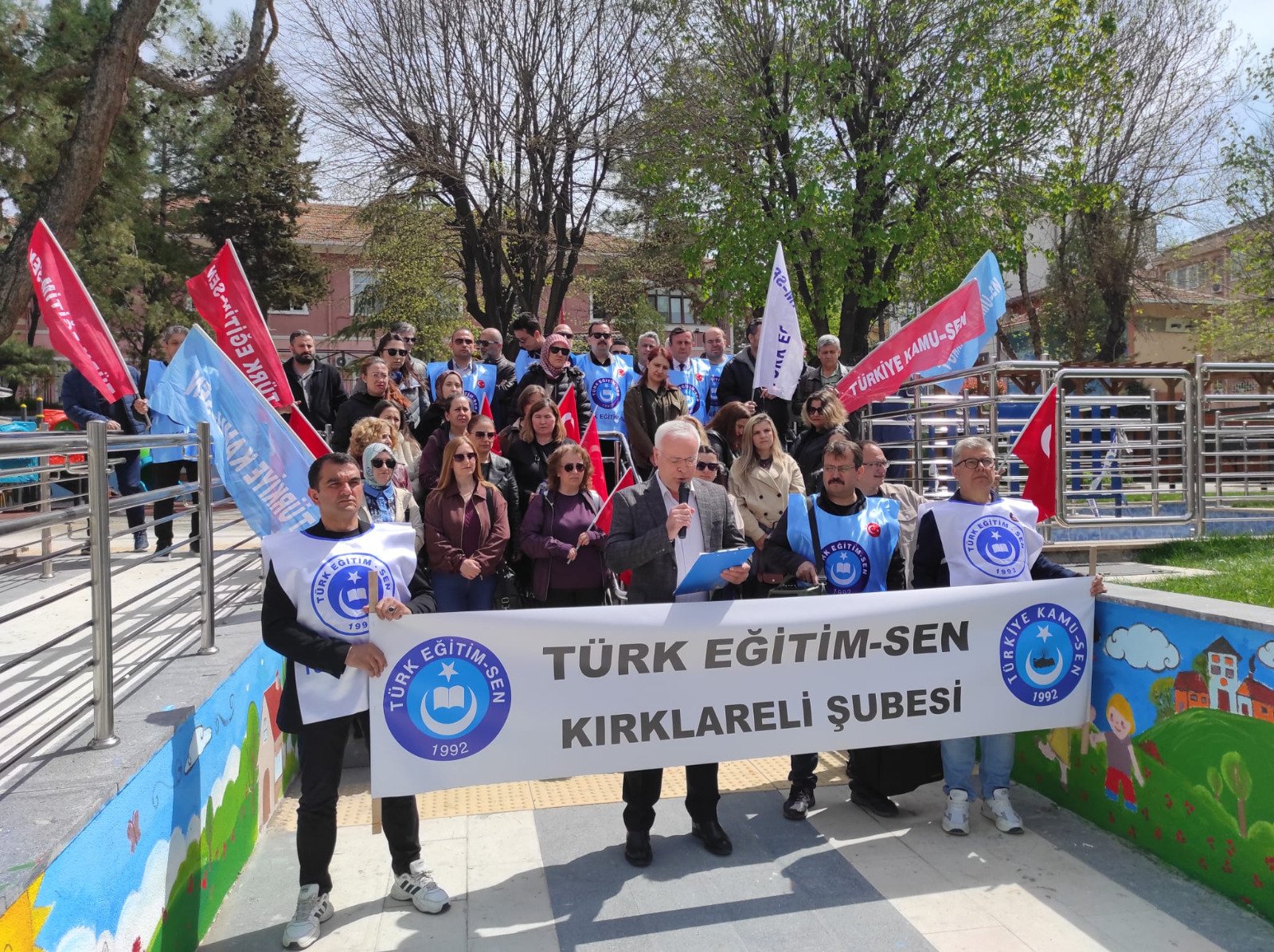 083335De 9B0A 429A 9798 840C748404B6