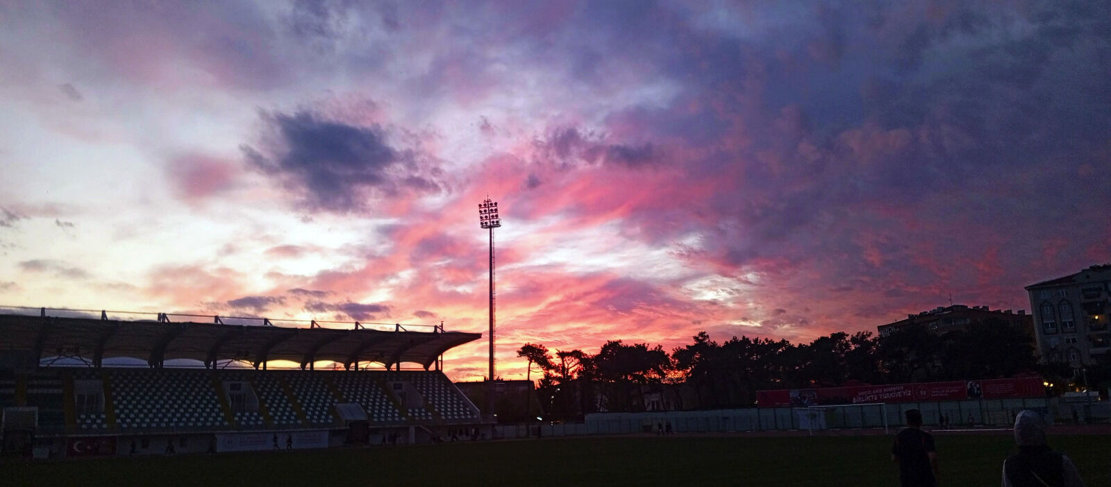 0E298F91 E8E2 4D50 9742 2Bb25991D0A0-1