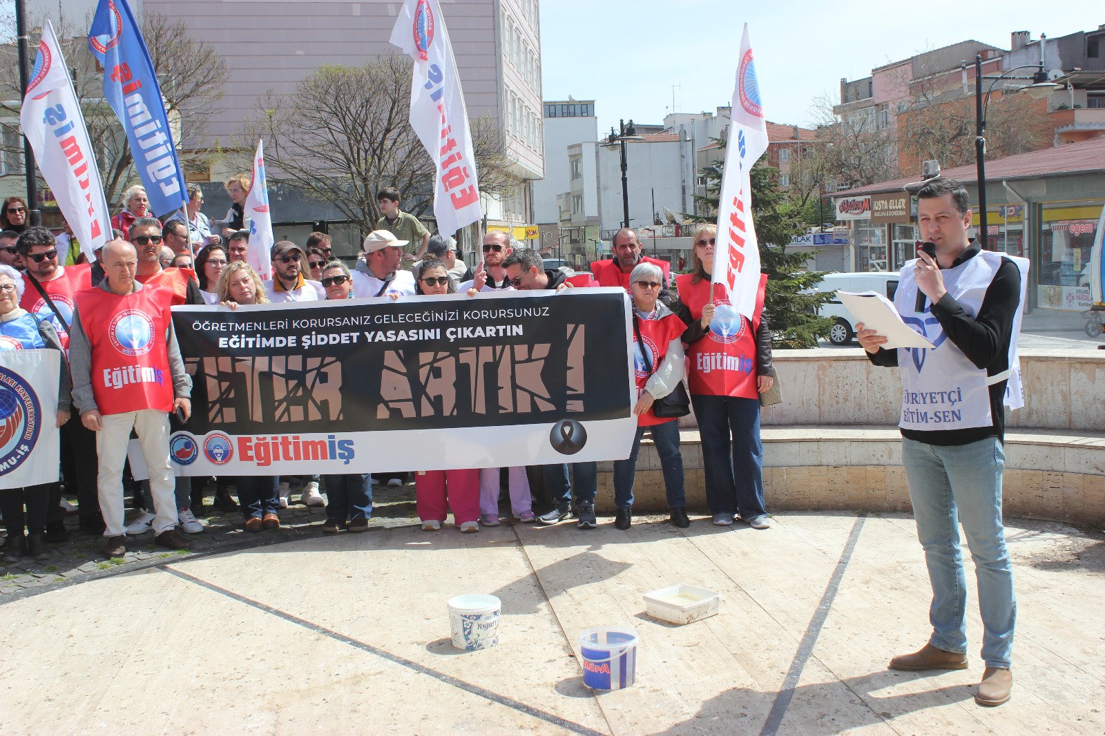 1Cfada5C D99D 4409 A1C0 8E198B36908B