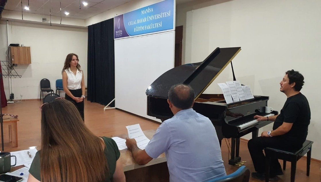 Kutup Ata Tuncer İle Kırsaldan Ülkeye Yayılan Melodiler