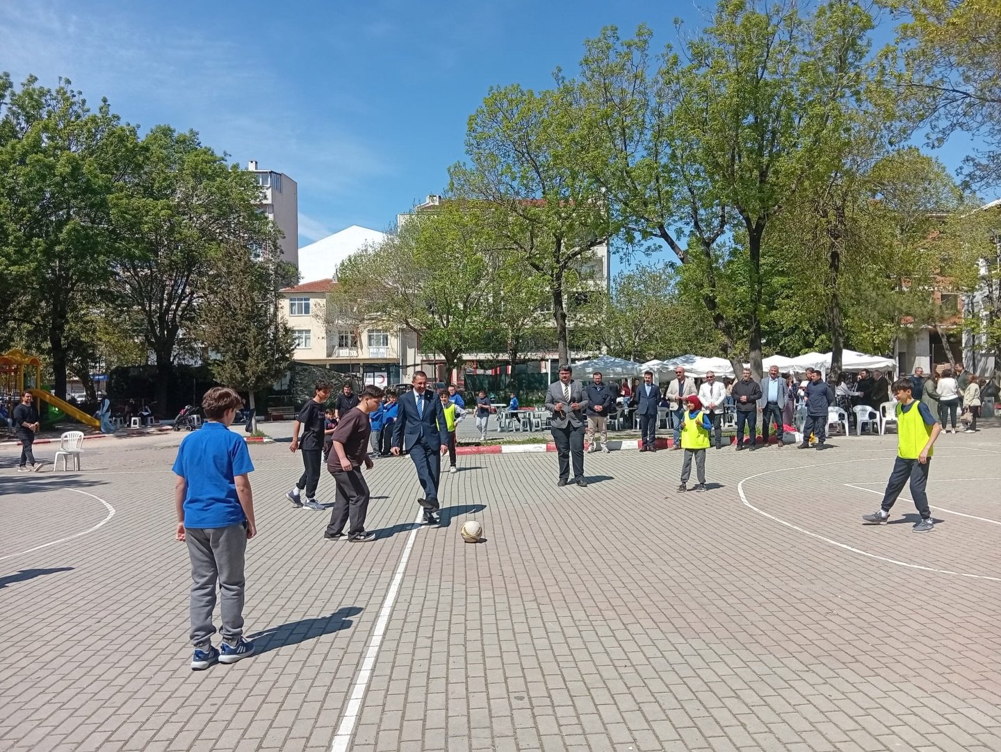 Kaymakam Özderin Kermes Programına Katıldı