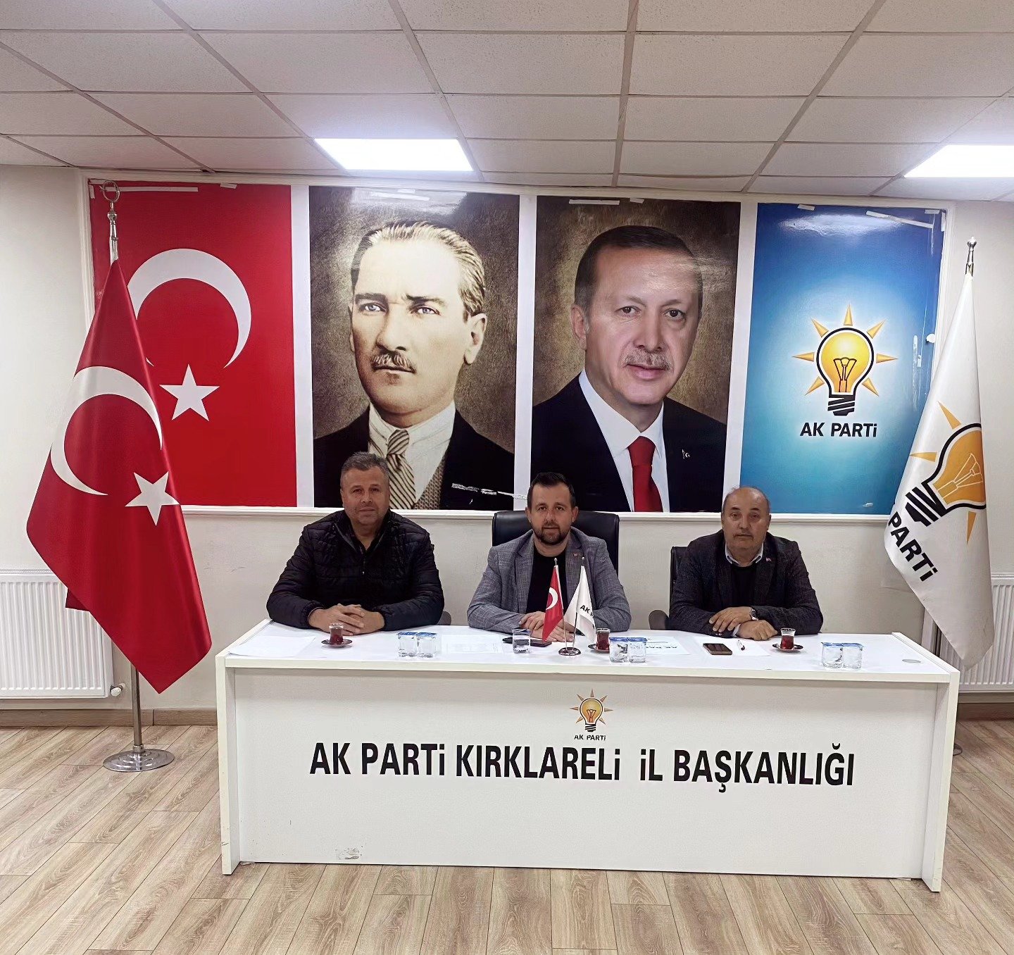 AK Parti’de Haftalık Toplantı Gerçekleştirildi
