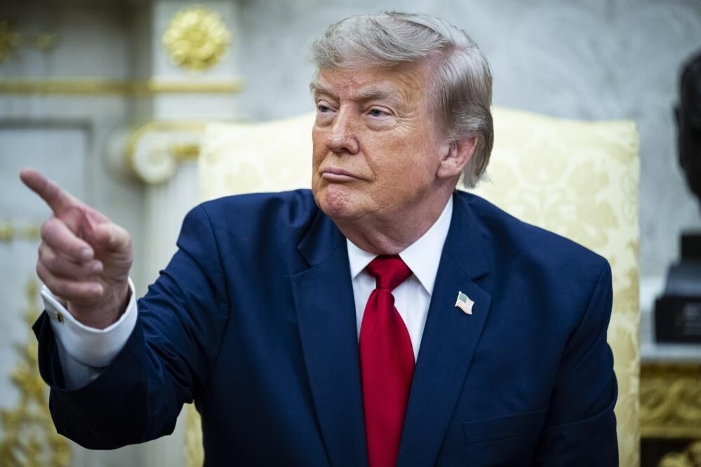 Trump: "İran her ABD askeri öldürdüğünde bunun bedelini katbekat ödeyecek"