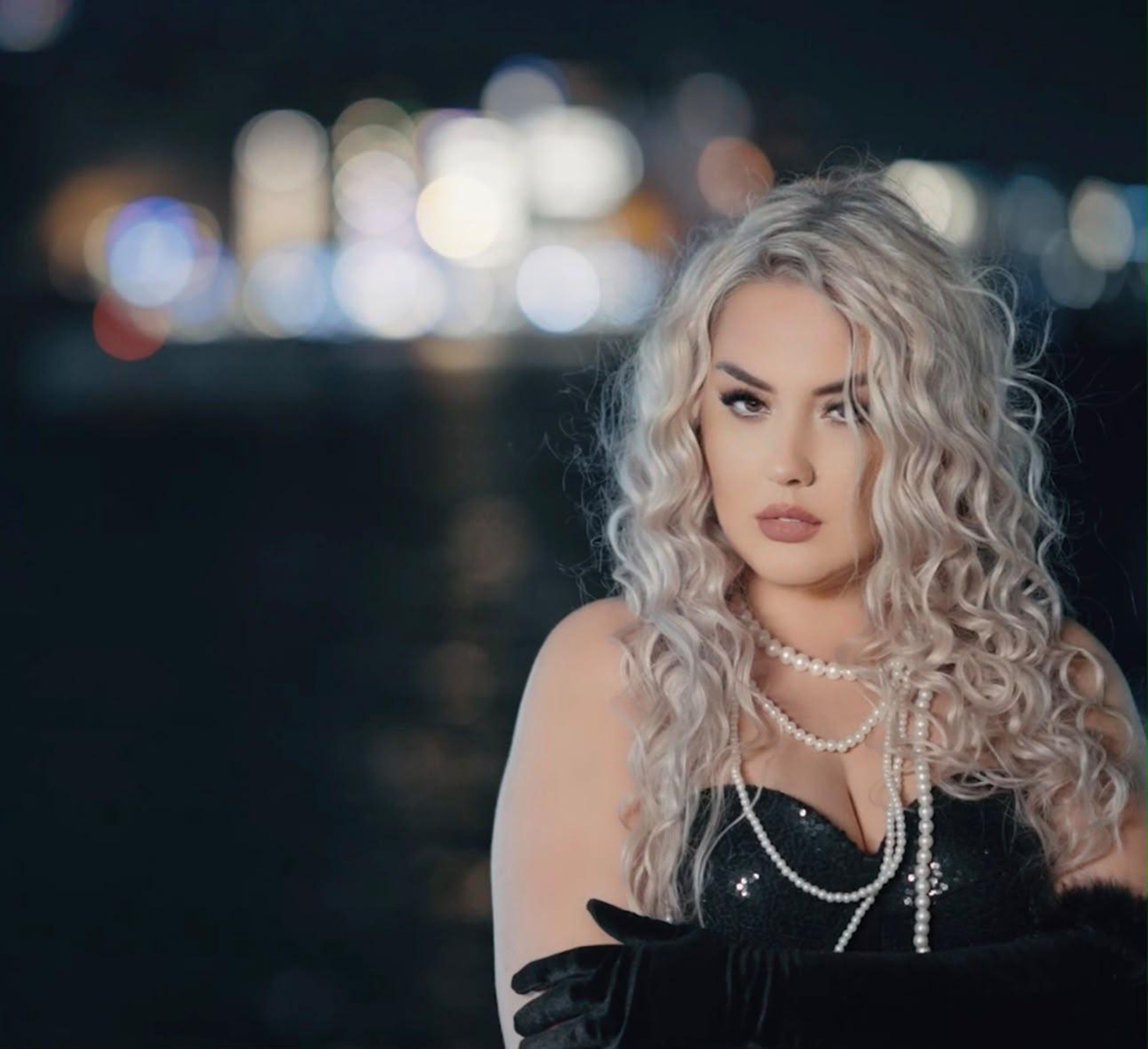 Pınar Kömürcüoğlu’ndan "Ben Bilmesem" Dillerde