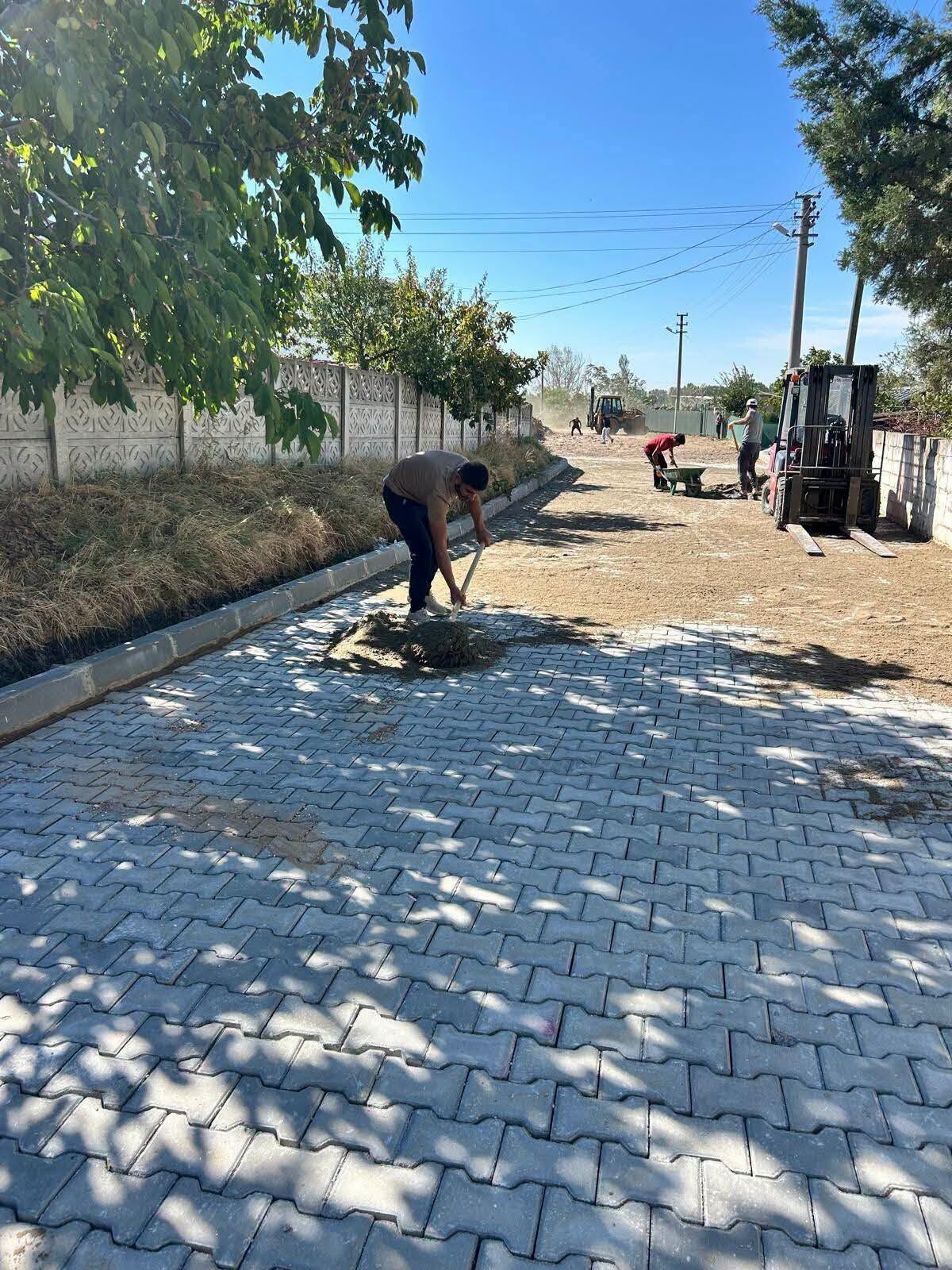 Kavaklı’da Yol Bakım ve Temizlik Çalışmaları Sürüyor