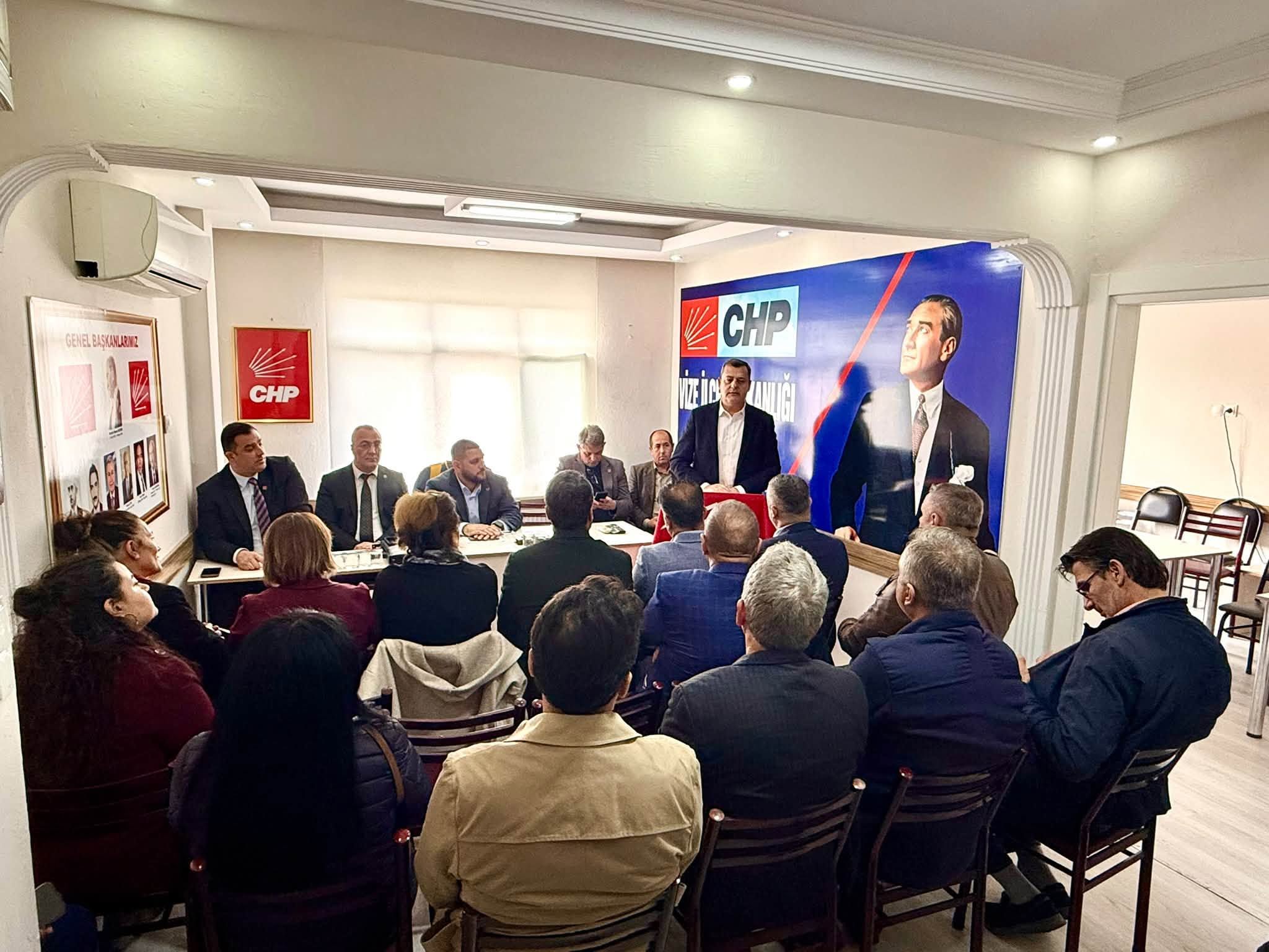 Gündoğdu, CHP Vize İlçe Başkanlığının Toplantısına Katıldı