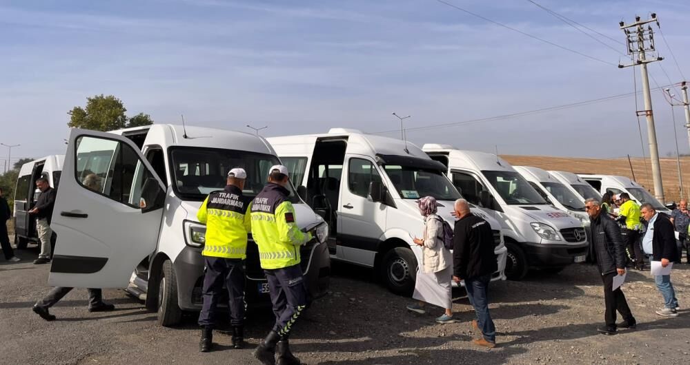 Muratlı’da okul servisleri mercek altında